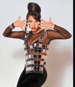 Selena Quintanilla-Pérez Biography 