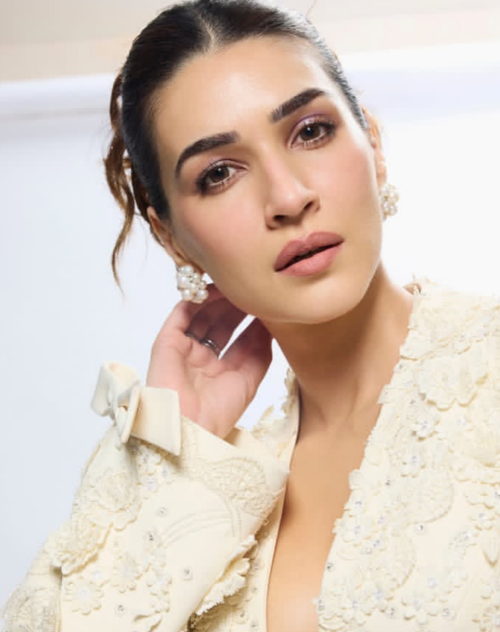Kriti Sanon Biography