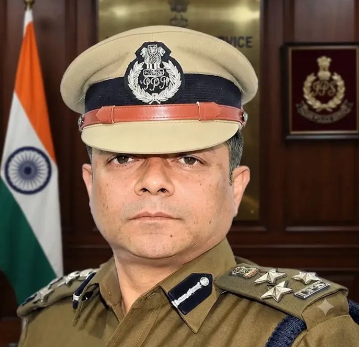 IPS Anurag Kumar Biography